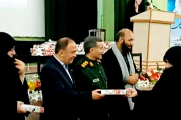 حضرت زهرا (س) قله فضیلت زنان جهان است 