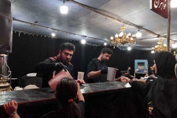 برپایی موکب علمدار به مناسبت دهه اول محرم در خلیل آباد 