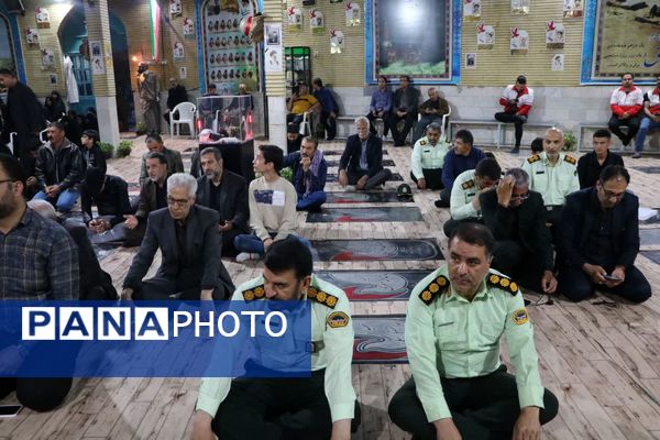  مراسم بزرگداشت رئیس‌جمهور شهید و همراهانش در گلزار شهدای شهرستان دلیجان