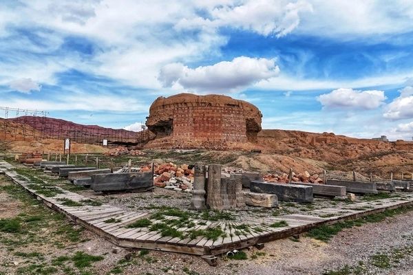 آیا می‌توان صدای علم را دوباره از تبریز به جهان رساند؟