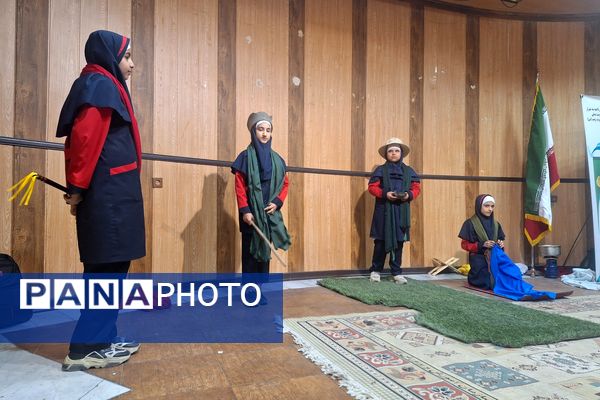 ایجاد انگیزه و خلاقیت در دانش‌آموزان با اجرای تئاتر درسی 