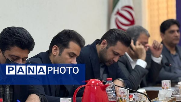 جلسه هماهنگی کمیته فنی مدیریت بحران استان بوشهر برای برگزاری مانور سراسری زلزله در مدارس