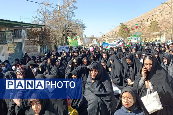 مردم شهر صغاد حامی آرمان‌های انقلاب با حضور در راهپیمایی ۲۲ بهمن