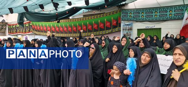 دسته‌روی بسیجیان عزادار حسینی در محمودآباد