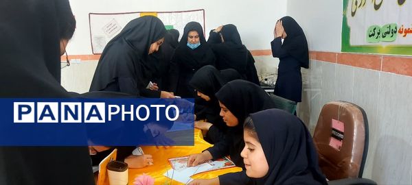 برگزاری انتخابات شورای دانش‌آموزی با هدف تعامل در مدرسه برکت خاتم