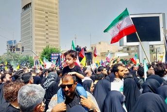 حضور بی‌نظیر مردم در تشییع باشکوه شهدا علی رقم تهدید دشمن