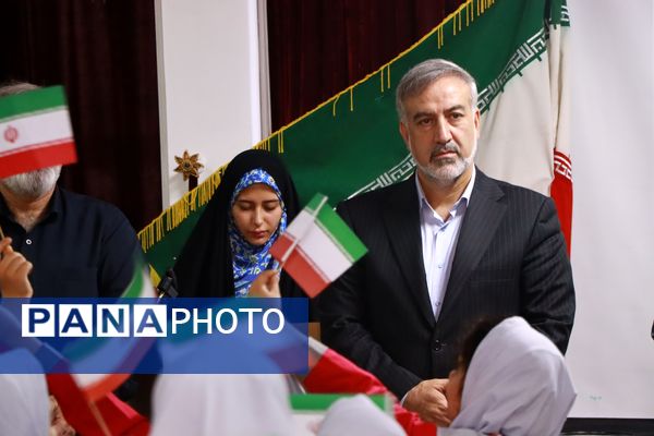 جشن عاطفه‌ها در آموزشگاه حاج محمد علی تقی پور