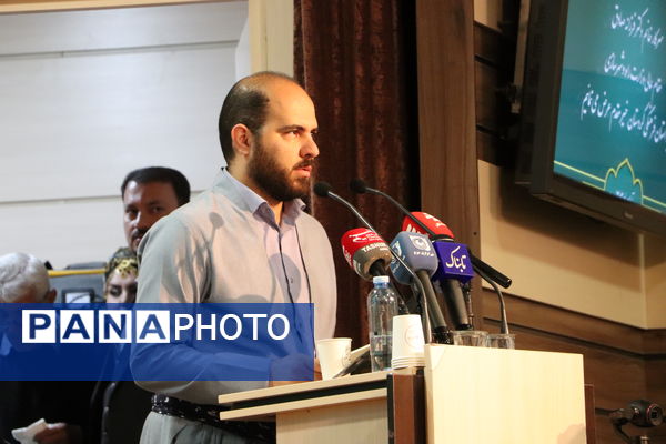  جلسه شورای توسعه و برنامه‌ریزی استان کردستان با حضور وزیر راه و شهرسازی 