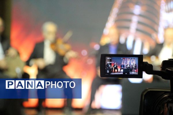 همایش فارغ التحصیلان دبیرستان ماندگار ایرانشهر ناحیه یک یزد