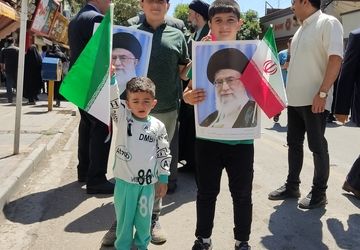 تا پای جان، پشت رهبر فرزانه ایستاده ایم