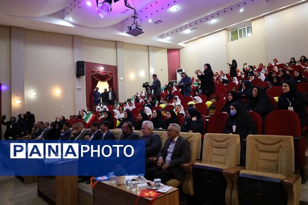 جشن غنچه‌ها در آذربایجان غربی