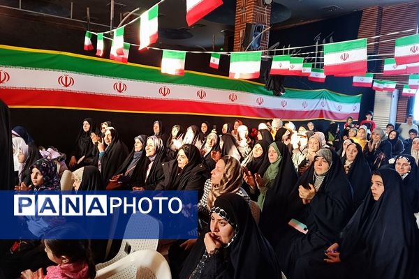 برگزاری جشن اتمام حفظ کل قرآن واعطای مدرک قرآنی به دانش آموزان و 