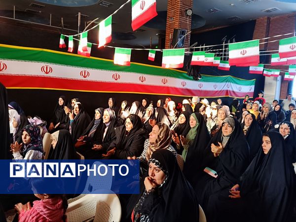 برگزاری جشن اتمام حفظ کل قرآن واعطای مدرک قرآنی به دانش آموزان