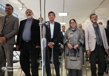 بخش مهمی از تاریخ، فرهنگ و ادبیات هند به زبان فارسی گره خورده است