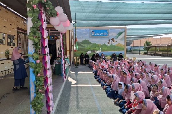 جشن متنوع میلاد حضرت زینب (س) در مدرسه شهید هادی آریایی