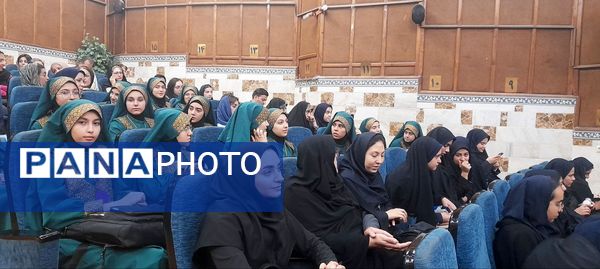 سومین روز اختتامیه استانی چهل‌وسومین جشنواره فرهنگی و هنری «فردا» در کانون شهید فهمیده کرج