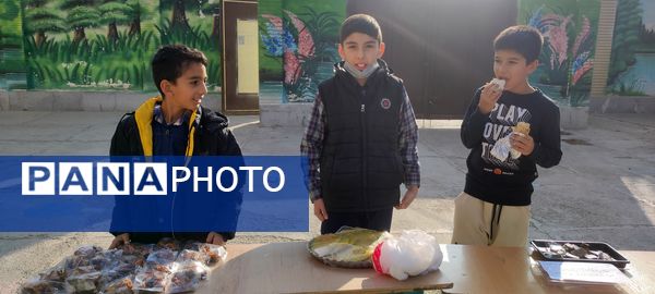 برگزاری بازارچه دانش‌آموزی در مدرسه شهدای فرهنگی شهرستان شیروان