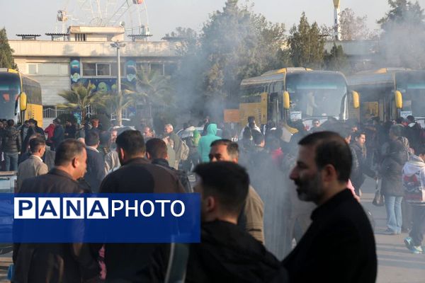 قدم‌هایی به سوی خاطره‌ها؛ 