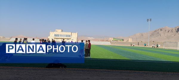 استعدادیابی دختران و پسران ورزشکار در زاوه