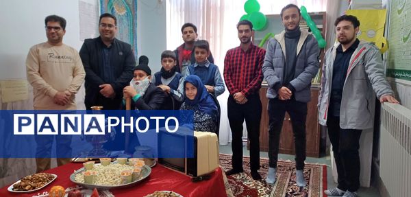 جشن یلدا و شور و نشاط در مدرسه فرهنگ شهیدان تهامی خلیل آباد