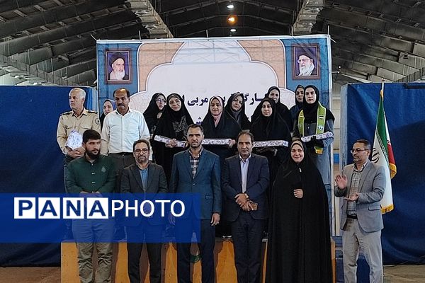 مراسم تجلیل از مربیان سازمان دانش آموزی ملارد 