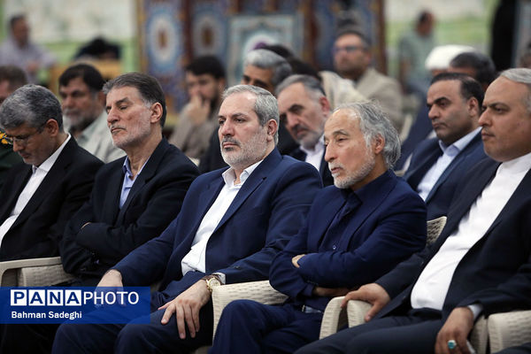 مراسم تجدید میثاق وزیر آموزش و پرورش و معلمان با آرمان‌های امام راحل (ره)