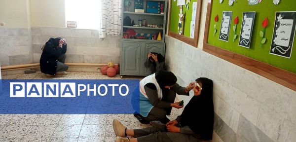 مانور زلزله در دبیرستان حاج مهدی روحانی ارغا