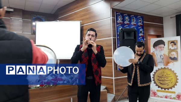 آیین گرامیداشت هفته پژوهش در شهرستان قائمشهر 