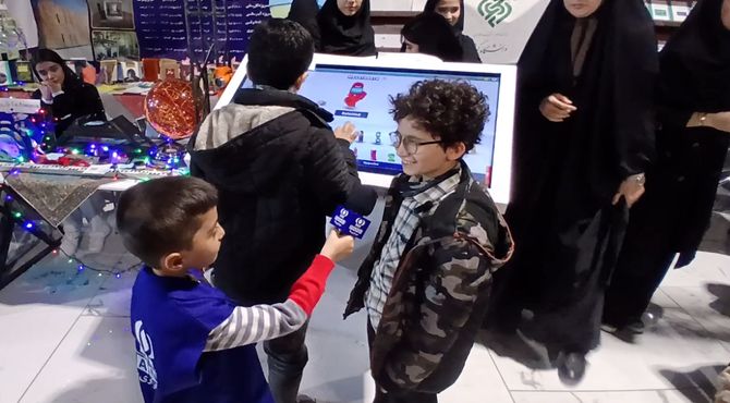 نمایشگاه هفته پژوهش در خراسان شمالی