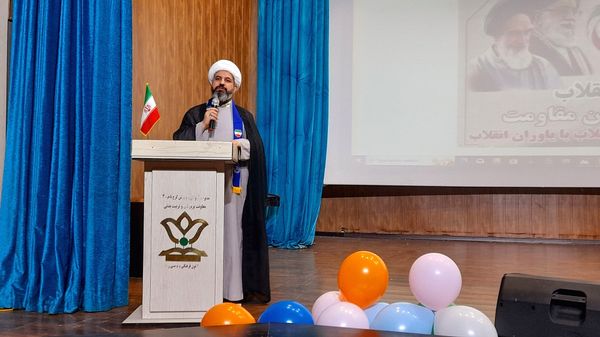 برگزاری همایش یاوران انقلاب و پیشتازان مقاومت ناحیه 3 کرج