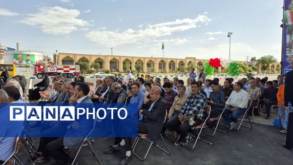 آیین رونمایی و افتتاح پروژه‌ها و ماشین‌آلات شهرداری تربت‌حیدریه
