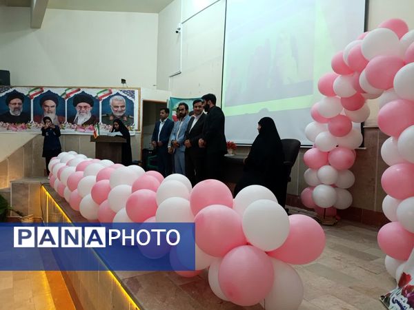 مراسم جشن روز دختر و تجلیل از دختران حافظ قرآن در شهرستان بم