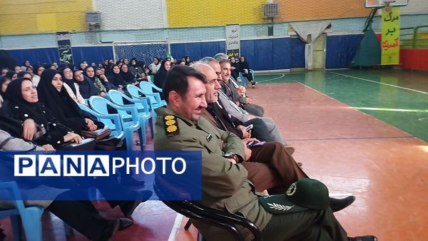 همایش گردان فاتحین قدس به‌مناسبت هفته بسیج دانش‌آموزی 