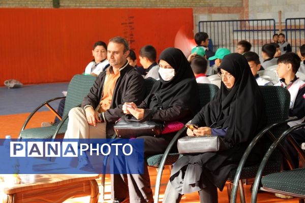 افتتاحیه سفیران سلامت دبستان معلم درسالن حجاب