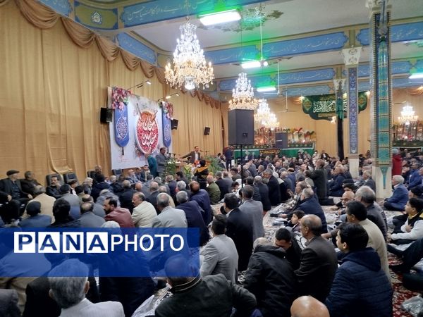 مراسم ولادت حضرت امام حسین (ع) در تکیه حسینی شهرستان کاشمر 