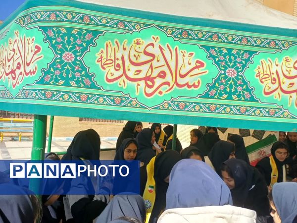 برپایی موکب حضرت فاطمه(س) در دبیرستان ام هانی
