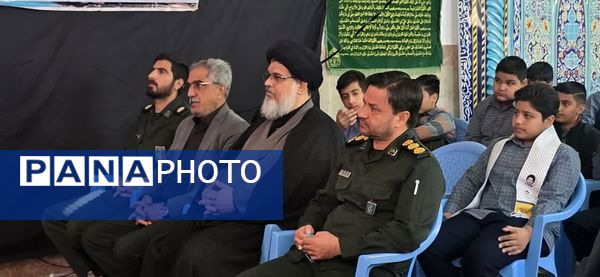 جلوه‌ای ماندگار از ارادت دانش‌آموزان بافق به شهدا