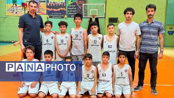 مسابقات مینی بسکتبال پسران در شهرکرد