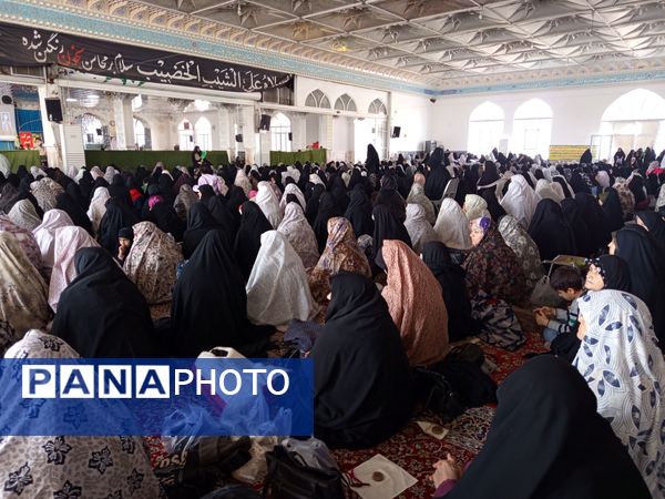 نماز جمعه در شهرستان کاشمر 