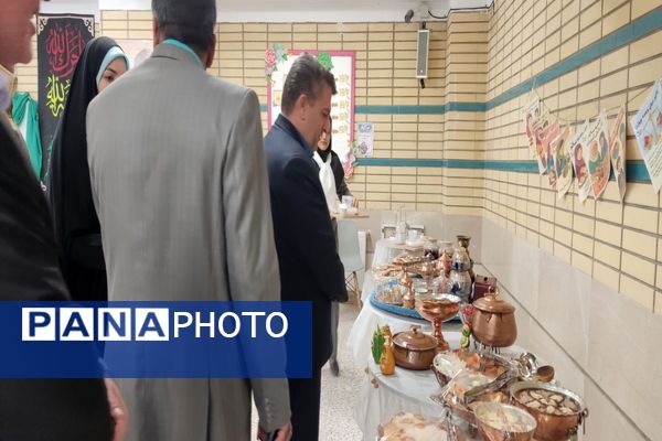 افتتاحیه سفیران سلامت پاکدشت در آموزشگاه ام‌الشهدای مظفر