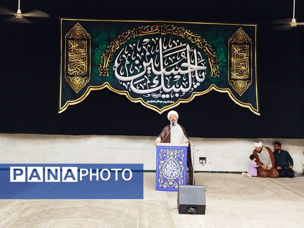 تجلیل از خادمان غدیر خم در کاشمر؛ از 110 دیگ تا ارادت خالصانه