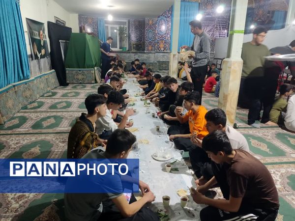 عتکاف نوجوانان، فرصتی برای پرواز در آسمان بندگی