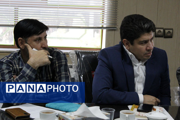 نشست جمع بندی بازدید‌های پروژه مهر از شهرستان‌های گرمه و جاجرم