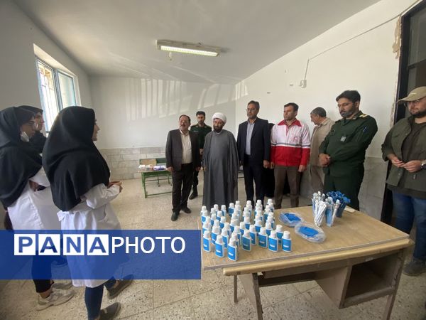 اعزام کاروان سلامت جمعیت هلال احمر مانه و سملقان به مناطق محروم بربر قلعه