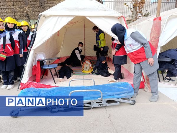 افتتاحیه طرح ملی دادرس و اجرای نمادین مانور سراسری زلزله