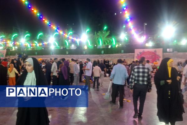 حال و هوای کافه شهدا در شب میلاد نبی اکرم(ص) و امام جعفر صادق (ع)