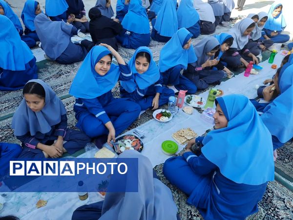 تخم مرغ، قهرمان کوچک سفره‌ها: جشنواره‌ای پرنشاط در دبستان دخترانه ام البنین
