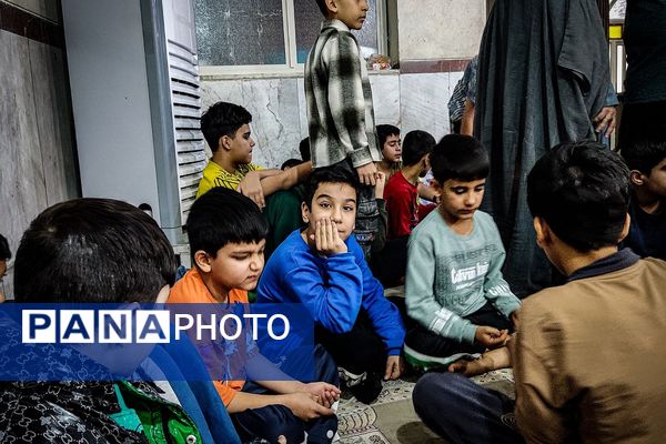 زمزمه‌های آرامش در هیاهوی نوجوانی 