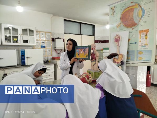 برگزاری کارگاه آموزشی مدرسه علوم تجربی ویژه دانش‌آموزان ابتدایی در پژوهشسرای دکتر حسابی شهرقدس