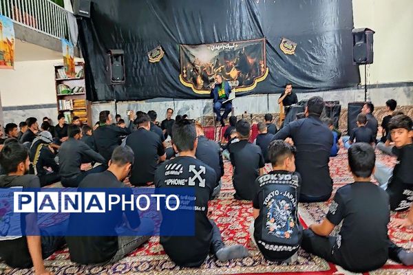 مراسم عزاداری آقا ابا عبدالله الحسین (ع) در شب عاشورا حسینی در شهر بار 